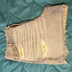 American Eagle Curvy Mom Shorts with Cute Flower Patches Size 20